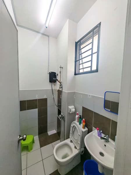 2-storey Terraced House for Sale in Bukit Indah (Iskandar Puteri (Nusajaya)) - Karl Lim - Bathroom - PropertyGuru.com.my