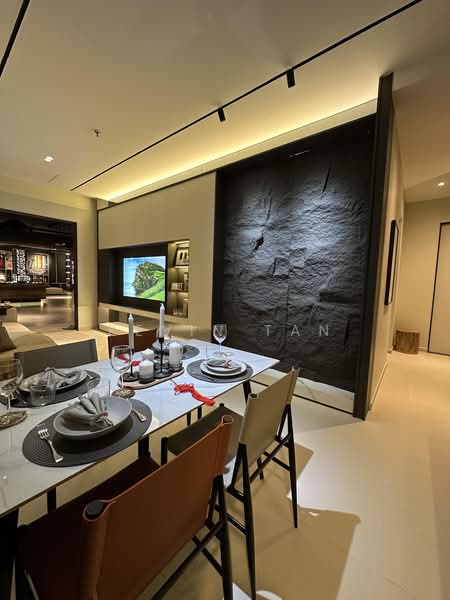 Service Residence for Sale at Summer Suites - Residensi Bukit Meldrum - Kevin Tan - Dining Room - PropertyGuru.com.my