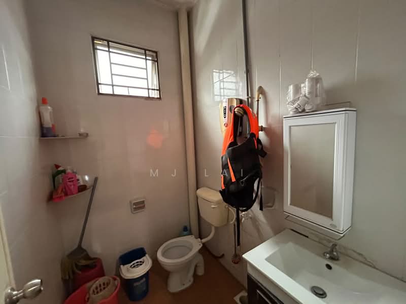 Rumah Teres untuk Disewa di Taman Mount Austin (Tebrau) - MJ Lai - PropertyGuru.com.my