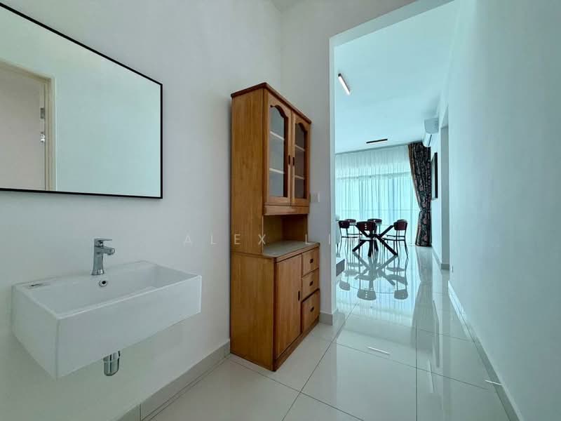 Kondominium untuk Disewa di Ferringhi Residence 2 - Alex Lim - Corridor - PropertyGuru.com.my