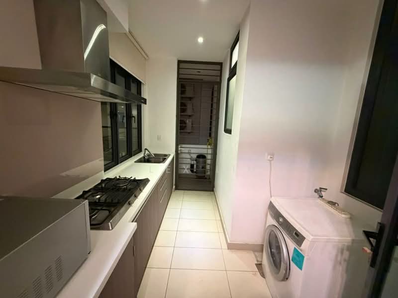 Kondominium untuk Disewa di The LIGHT COLLECTION II - Alex Lim - Kitchen - PropertyGuru.com.my