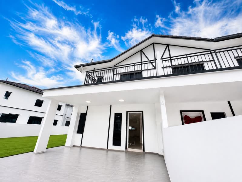 Cluster House for Rent in Taman Ekoflora (Johor Bahru) - Lauren Chai - Exterior - PropertyGuru.com.my