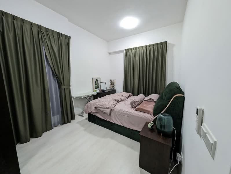 Kediaman Servis untuk Disewa di Equine Residence - Karl . - Bedroom - PropertyGuru.com.my
