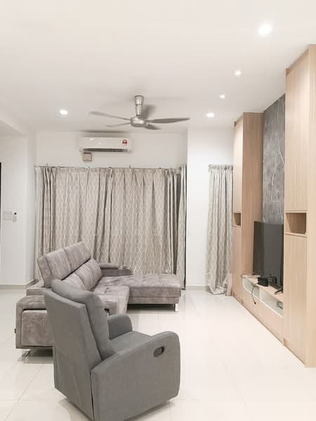 Rumah Teres 2-Tingkat untuk Dijual di Ijok (Selangor) - Lucas Loh - Living Room - PropertyGuru.com.my