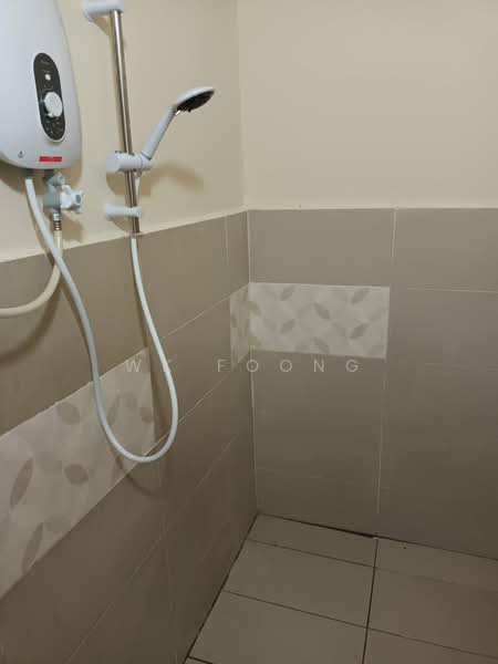 1-storey Terraced House for Sale in Taman Mawar (Bandar Kinrara) - WK Foong - Bathroom - PropertyGuru.com.my