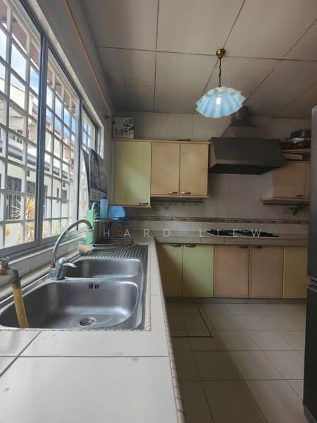2-storey Terraced House for Sale in SS23 (Petaling Jaya) - Richard Liew - Kitchen - PropertyGuru.com.my