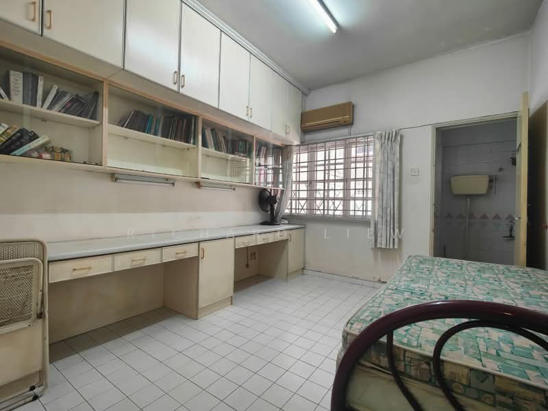 2-storey Terraced House for Sale in SS23 (Petaling Jaya) - Richard Liew - Bedroom - PropertyGuru.com.my