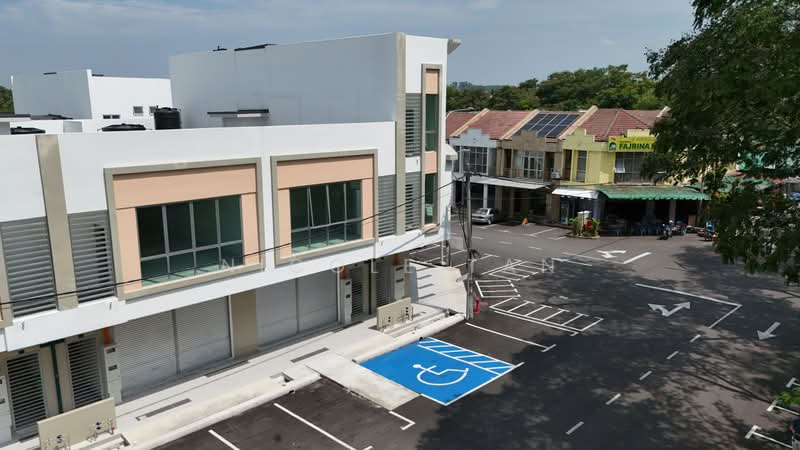 Shop for Rent in Balakong (Selangor) - Nicole Tan - Exterior - PropertyGuru.com.my