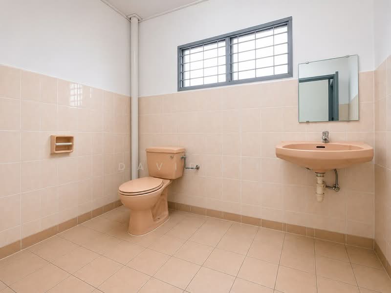 2-storey Terraced House for Sale in Taman Velox (Rawang) - David Lee - Bathroom - PropertyGuru.com.my