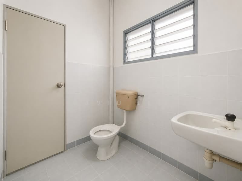 2-storey Terraced House for Sale in Taman Velox (Rawang) - David Lee - Bathroom - PropertyGuru.com.my
