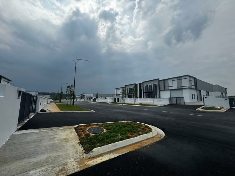 Kilang Berkembar untuk Disewa di Eco Business Park 1 (Johor Bahru) - Fion Lee - Exterior - PropertyGuru.com.my