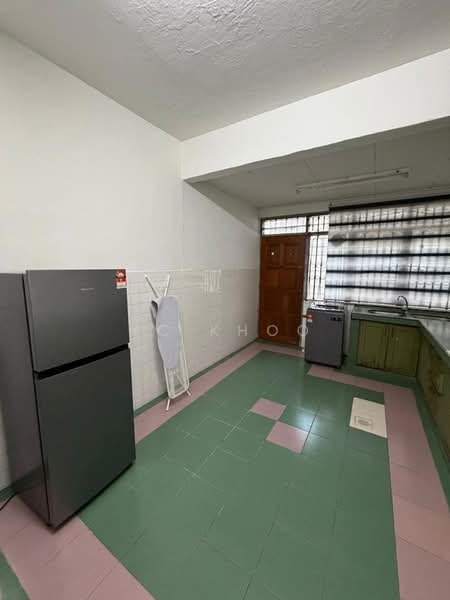 Rumah Teres 1-Tingkat untuk Disewa di Taman Pelangi (Johor Bahru) - YC Khoo - PropertyGuru.com.my