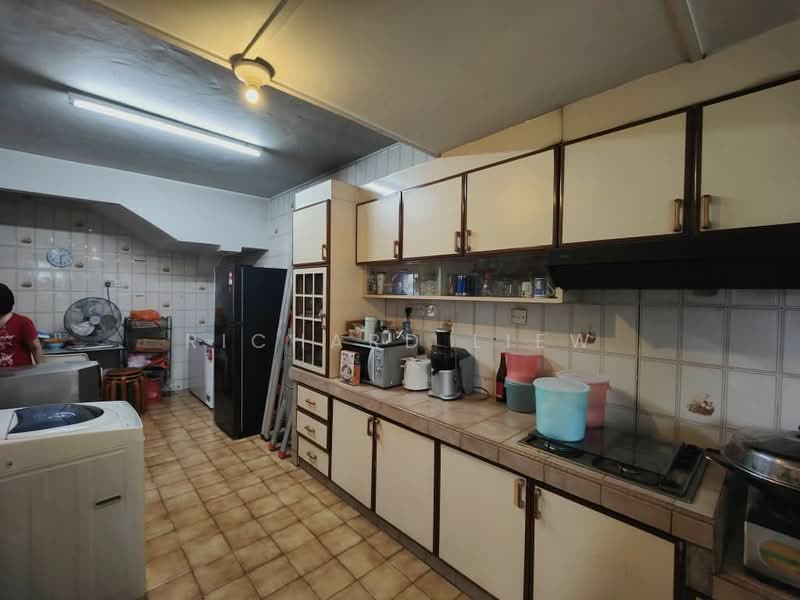 Rumah Teres 2-Tingkat untuk Dijual di Damansara Kim (Petaling Jaya) - Richard Liew - Kitchen - PropertyGuru.com.my