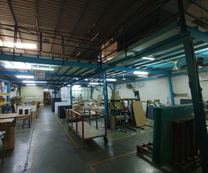 Kilang untuk Dijual di Taman Desa Cemerlang (Ulu Tiram) - Dovin Ler - Interior - PropertyGuru.com.my