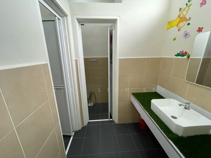 Shop / Office for Rent in Taman Kota Laksamana (Melaka City) - Ching Linn Sei - PropertyGuru.com.my