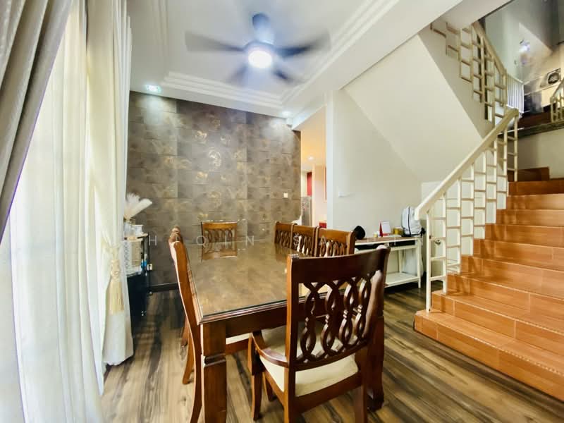 Rumah Teres 2-Tingkat untuk Dijual di Ampang Jaya (Ampang) - Shiqin Saidin - Dining Room - PropertyGuru.com.my