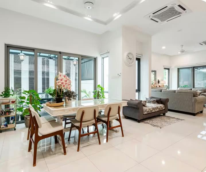 Semi-Detached House for Sale in Johor Bahru (Johor) - Stella Chia - Living Room - PropertyGuru.com.my