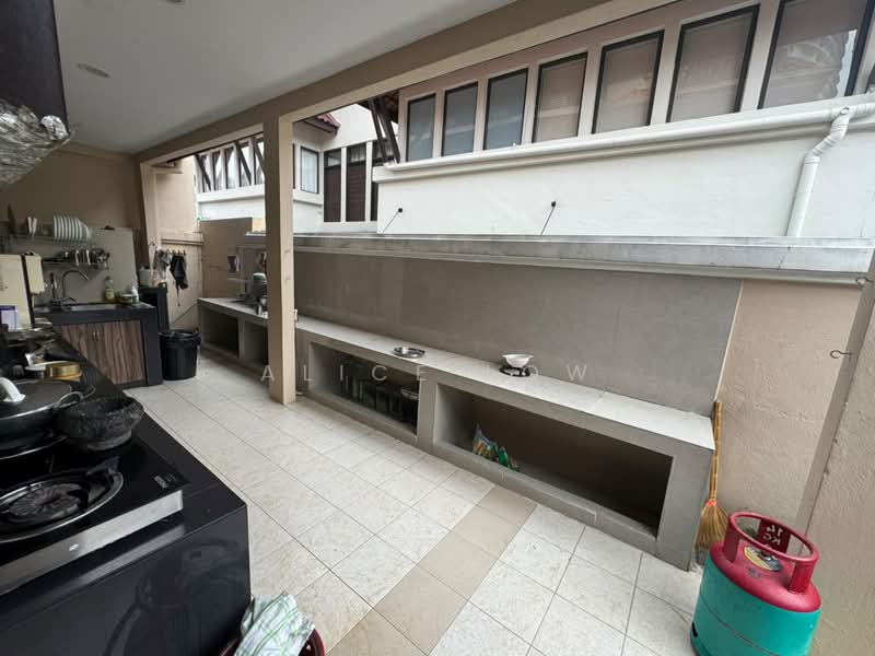 Semi-Detached House for Sale in Kuala Lumpur (Kuala Lumpur) - Alice Low - Kitchen - PropertyGuru.com.my