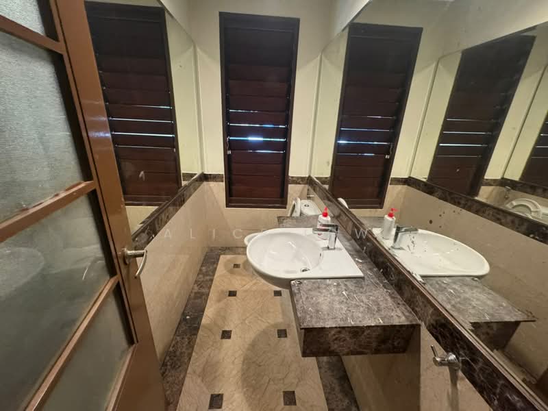 Semi-Detached House for Sale in Kuala Lumpur (Kuala Lumpur) - Alice Low - Bathroom - PropertyGuru.com.my