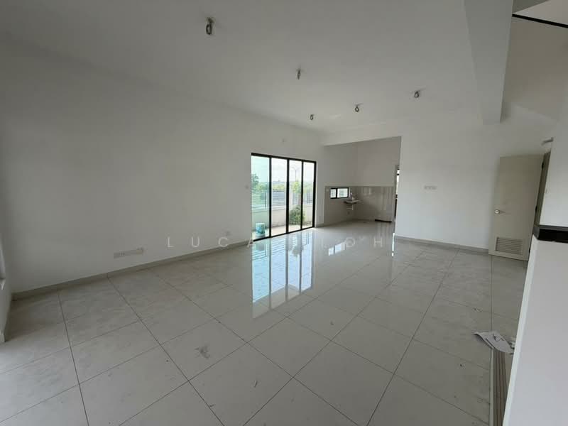 Rumah Teres 2-Tingkat untuk Dijual di Ijok (Selangor) - Lucas Loh - Living Room - PropertyGuru.com.my