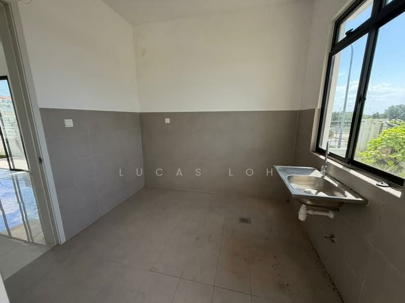 Rumah Teres 2-Tingkat untuk Dijual di Ijok (Selangor) - Lucas Loh - Kitchen - PropertyGuru.com.my
