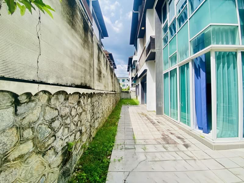 Semi-Detached House for Sale in Ampang (Selangor) - Shiqin Saidin - Exterior - PropertyGuru.com.my