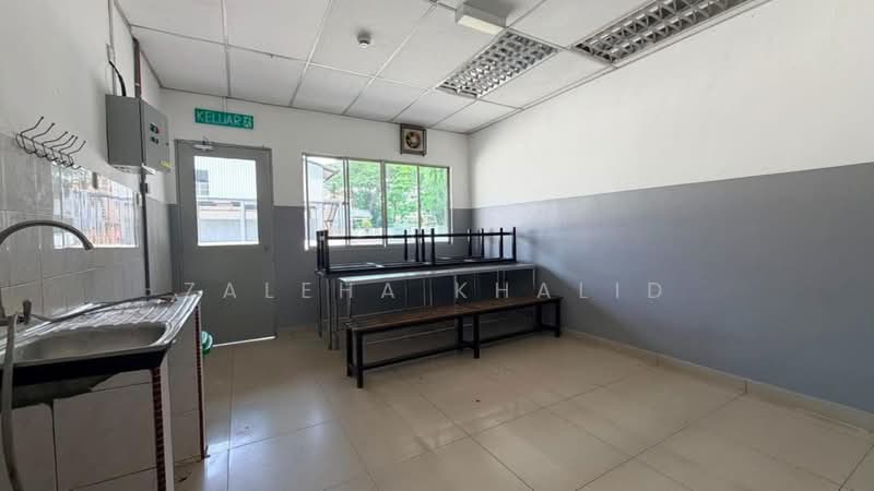 Commercial Bungalow for Rent in Seksyen 16 (Shah Alam) - Zaleha Khalid - PropertyGuru.com.my