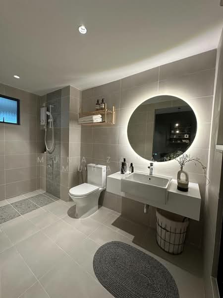 Kediaman Servis untuk Dijual di The Vybe @ Techzone - Muna Zawani Muhamad - Bathroom - PropertyGuru.com.my