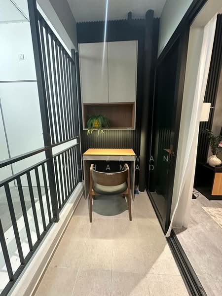 Kediaman Servis untuk Dijual di The Vybe @ Techzone - Muna Zawani Muhamad - Balcony - PropertyGuru.com.my
