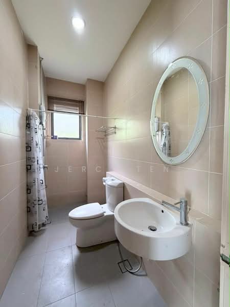 Rumah Berkembar untuk Disewa di East Ledang (Iskandar Puteri (Nusajaya)) - Jercy Ten - Bathroom - PropertyGuru.com.my