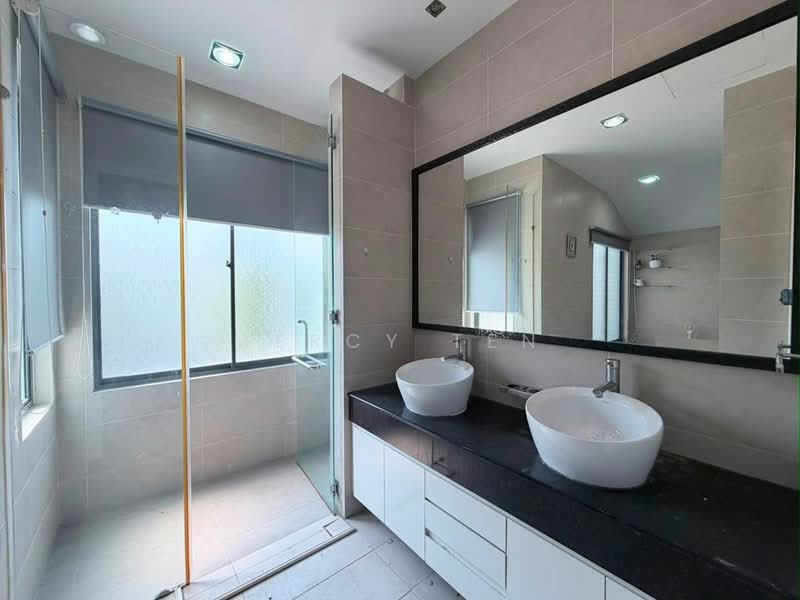 Rumah Berkembar untuk Disewa di East Ledang (Iskandar Puteri (Nusajaya)) - Jercy Ten - Bathroom - PropertyGuru.com.my