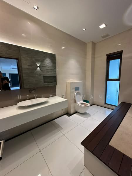 Bungalow House untuk Dijual di Bukit Tunku (Kenny Hills) (Kuala Lumpur) - Heylen Kwang - Bathroom - PropertyGuru.com.my