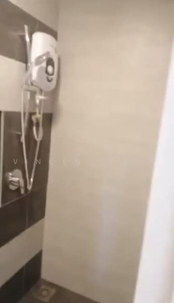Kondominium untuk Dijual di Aster Residence - Vincent Yeoh - Bathroom - PropertyGuru.com.my