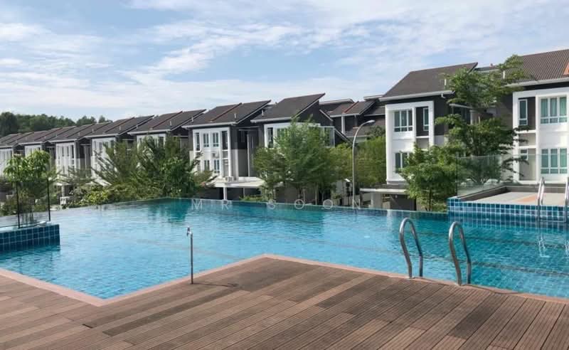 Terraced House for Sale in Bandar Rinching (Semenyih) - Mr Soon - Exterior - PropertyGuru.com.my