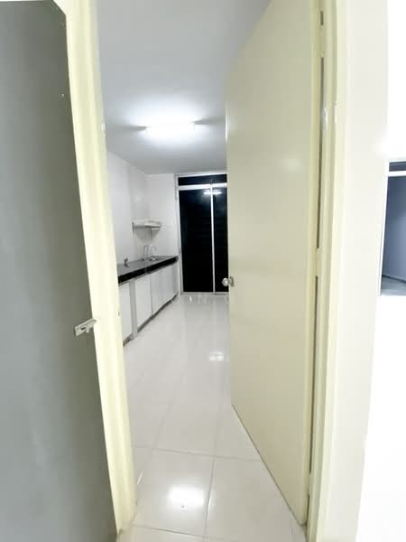 Rumah Bandar untuk Disewa di Cyber 11 (Cyberjaya) - Yeong . - Kitchen - PropertyGuru.com.my