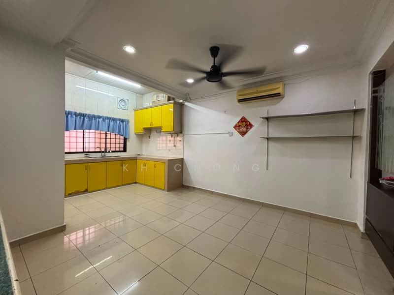 Rumah Teres 2-Tingkat untuk Dijual di Taman Raja Nong (Klang) - KH Chong - Kitchen - PropertyGuru.com.my