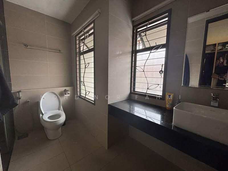 Rumah Teres 2-Tingkat untuk Dijual di Alam Impian (Shah Alam) - Mohd Nor Fahmi - Bathroom - PropertyGuru.com.my