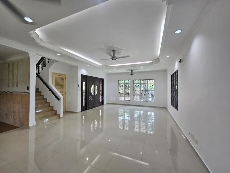Rumah Berkembar untuk Dijual di Seksyen 27 (Shah Alam) - Jason Ooi - Living Room - PropertyGuru.com.my