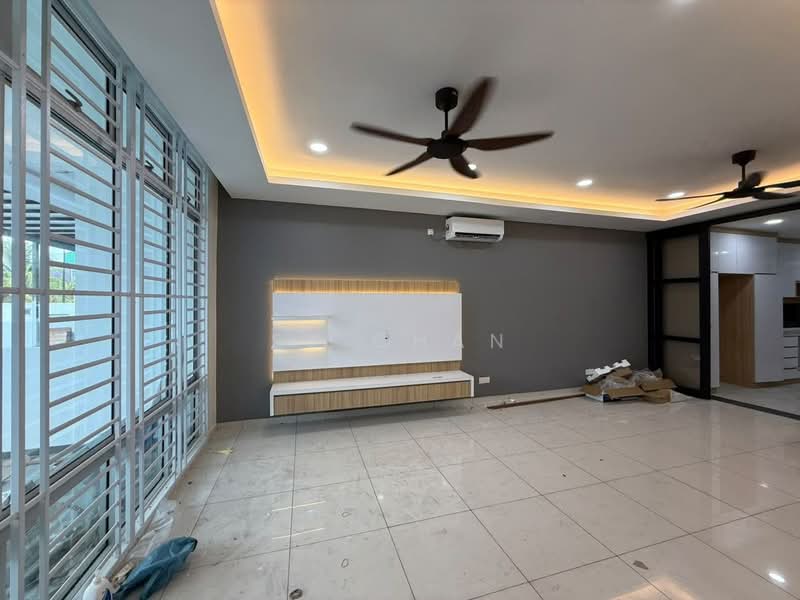 2-storey Terraced House for Rent in Taman Mount Austin (Tebrau) - SJ CHAN - Living Room - PropertyGuru.com.my