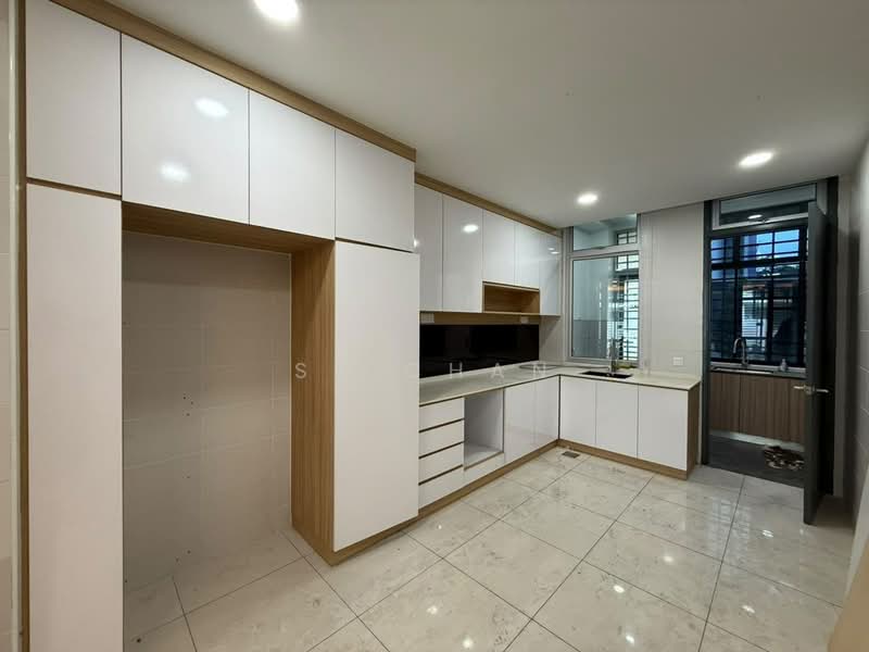 2-storey Terraced House for Rent in Taman Mount Austin (Tebrau) - SJ CHAN - Kitchen - PropertyGuru.com.my