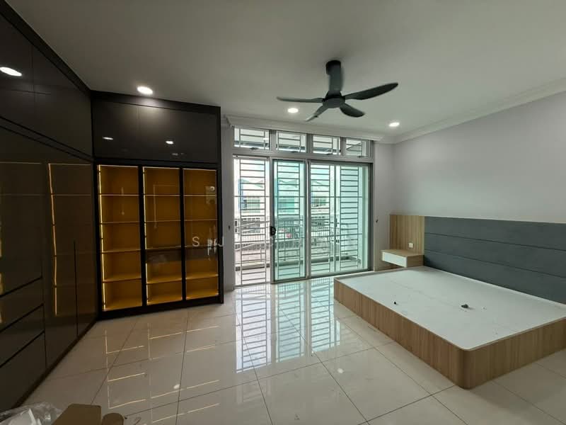 2-storey Terraced House for Rent in Taman Mount Austin (Tebrau) - SJ CHAN - Bedroom - PropertyGuru.com.my