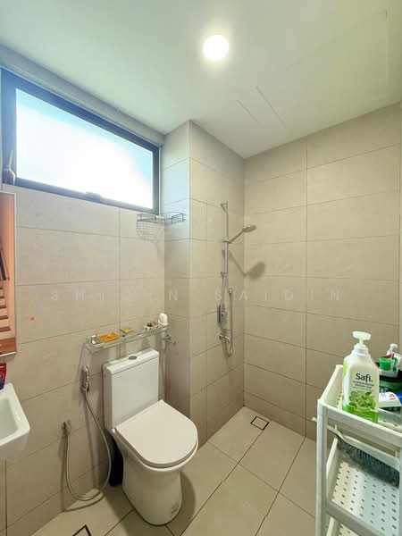 3-storey Terraced House for Sale in Cyberjaya (Selangor) - Shiqin Saidin - Bathroom - PropertyGuru.com.my