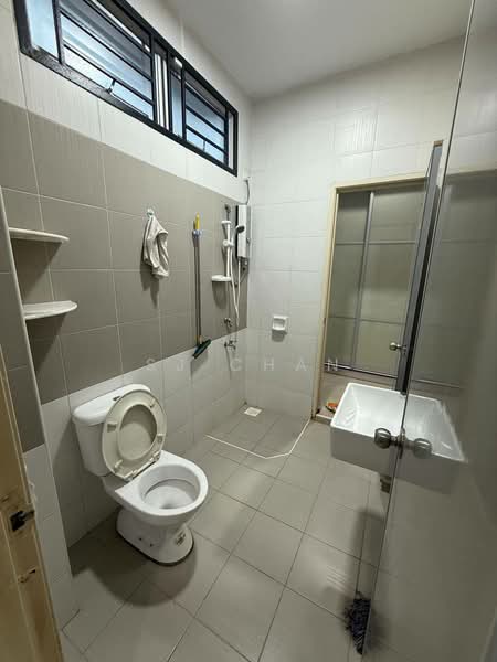 Rumah Teres 2-Tingkat untuk Disewa di Taman Nusa Sentral (Iskandar Puteri (Nusajaya)) - SJ CHAN - Bathroom - PropertyGuru.com.my