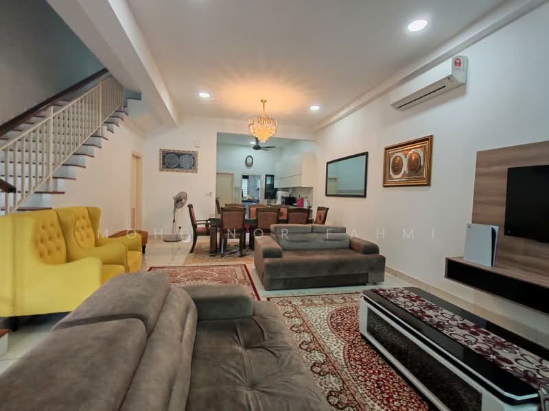 2-storey Terraced House for Sale in Alam Impian (Shah Alam) - Mohd Nor Fahmi - Living Room - PropertyGuru.com.my