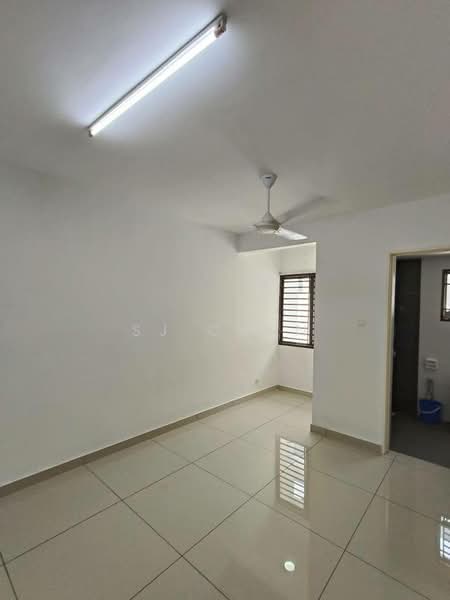 2.5-storey Terraced House for Rent in Bandar Indahpura (Kulai) - SJ CHAN - Interior - PropertyGuru.com.my
