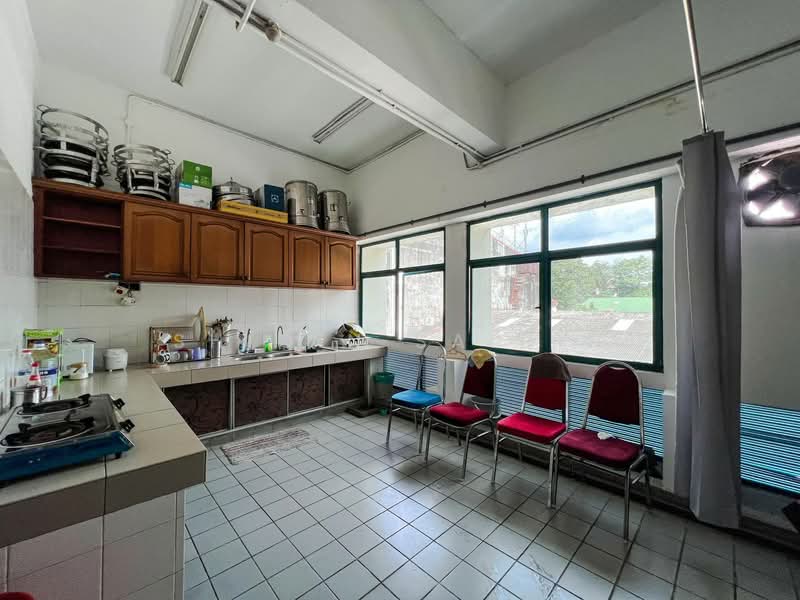 Factory for Sale in Taman Midah (Cheras) - Shiqin Saidin - Kitchen - PropertyGuru.com.my
