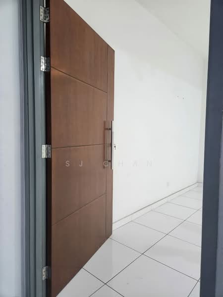 2-storey Terraced House for Rent in Taman Lagenda Putra (Kulai) - SJ CHAN - Entrance - PropertyGuru.com.my