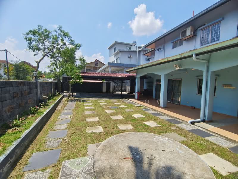 Bungalow House untuk Dijual di Bandar Country Homes (Rawang) - Lucy Chow - Exterior - PropertyGuru.com.my