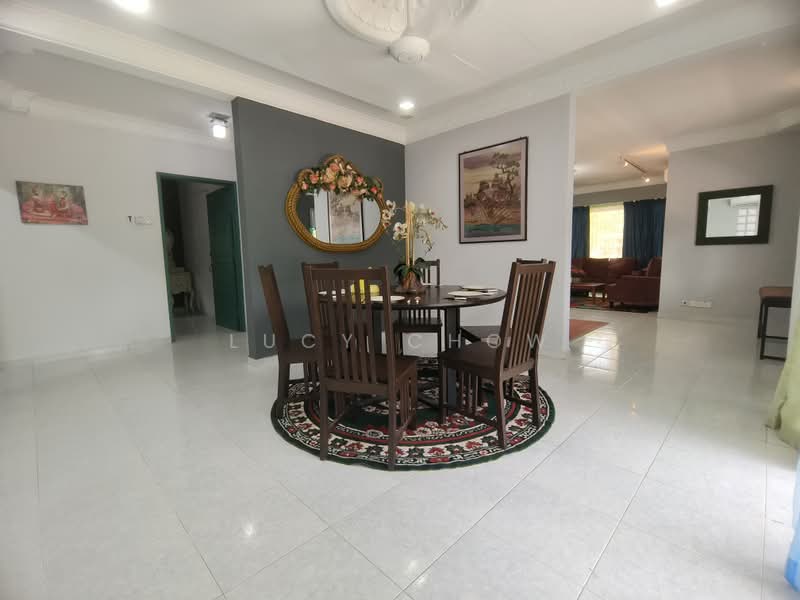 Bungalow House untuk Dijual di Bandar Country Homes (Rawang) - Lucy Chow - PropertyGuru.com.my