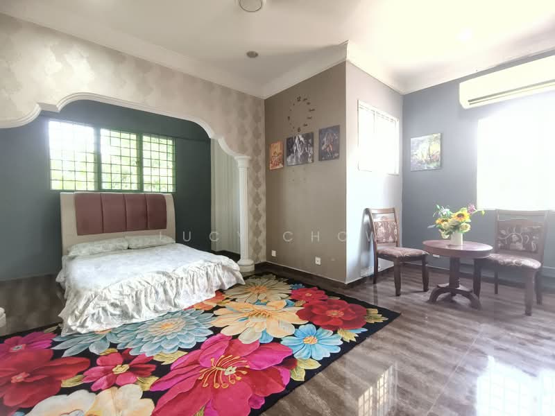 Bungalow House untuk Dijual di Bandar Country Homes (Rawang) - Lucy Chow - Bedroom - PropertyGuru.com.my